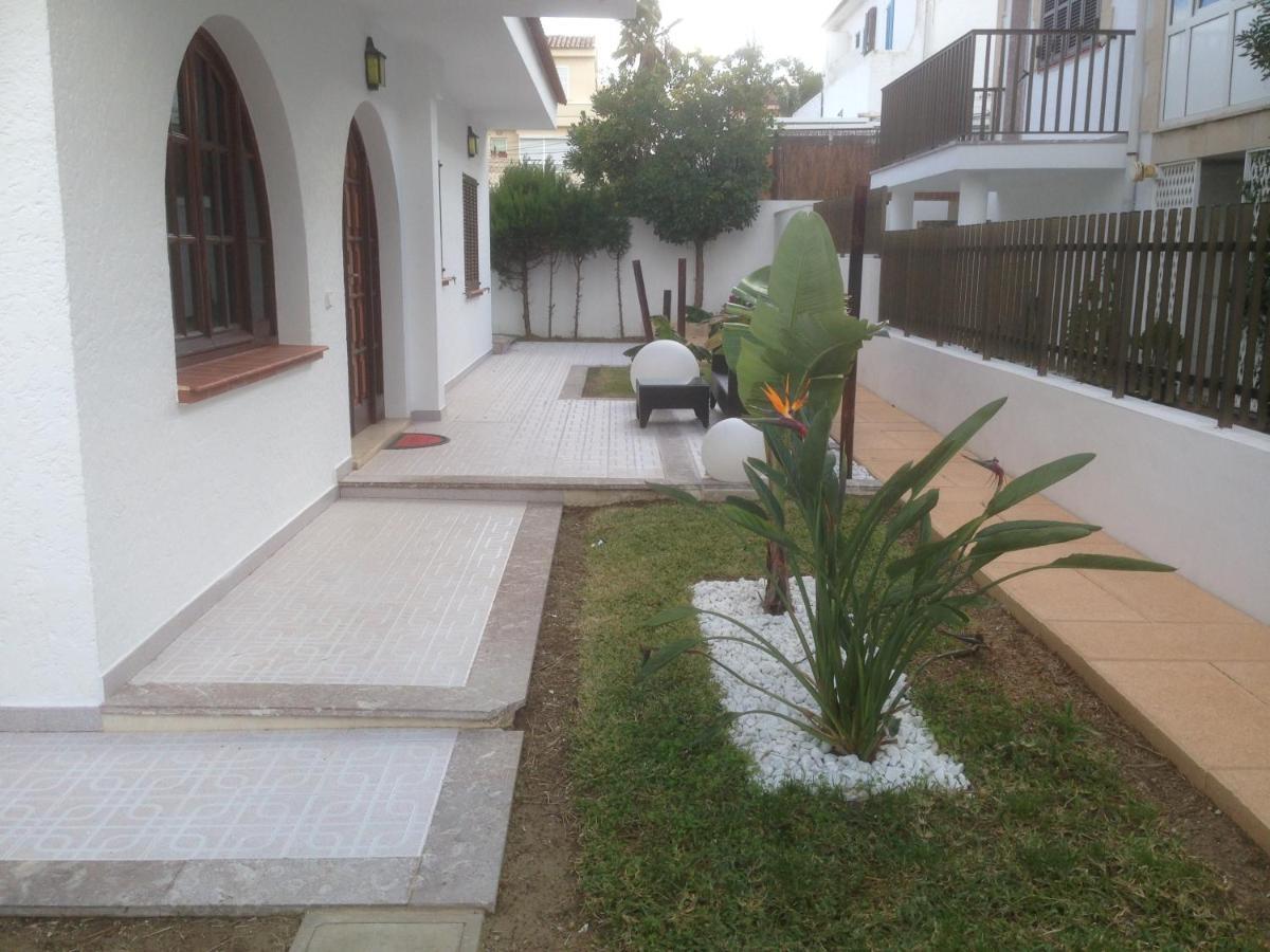 Gloria Apartament Near The Beach กันปิกาฟอร์ต ภายนอก รูปภาพ