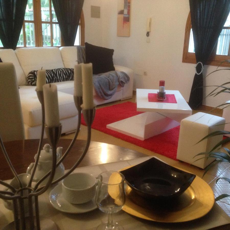Gloria Apartament Near The Beach กันปิกาฟอร์ต ภายนอก รูปภาพ
